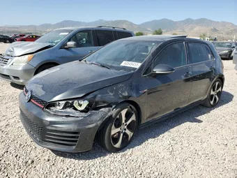 2015 Volkswagen GTI 3VW4T7AU8FM098670