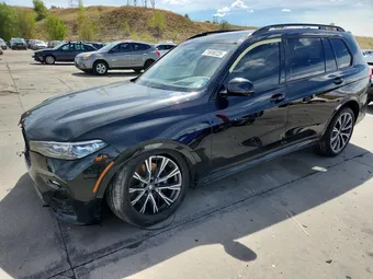 2022 BMW X7 5UXCX6C01N9M94359