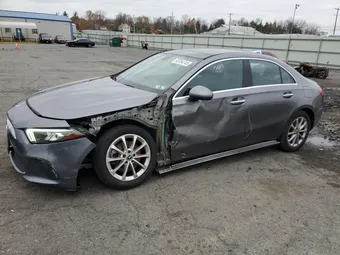 2020 Mercedes-Benz A-Class WDD3G4FB1LW041771