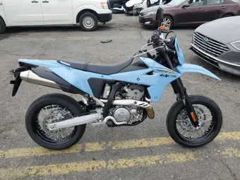 2025 Suzuki JS1ER12E0S7100842