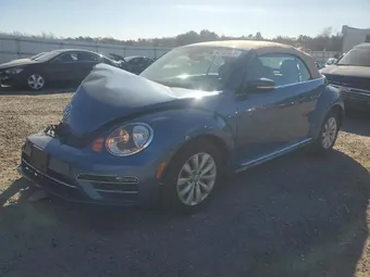 2017 Volkswagen Beetle 3VW517AT2HM805427
