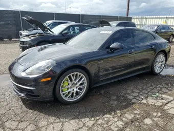 2018 Porsche Panamera WP0AE2A70JL128154