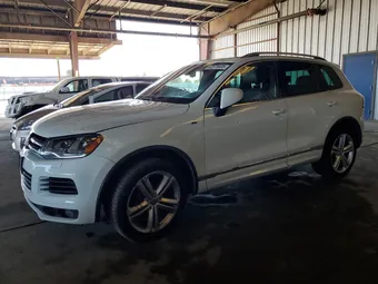 2014 Volkswagen Touareg WVGDP9BP4ED002504