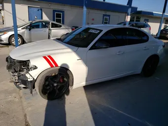 2019 Alfa Romeo Giulia ZARFAMAN0K7604494