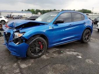 2022 Alfa Romeo Stelvio ZASPAKEV7N7D53790