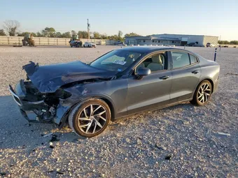 2019 Volvo S60 7JR102FK7KG009122