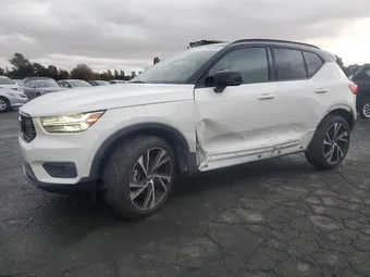 2021 Volvo XC40 YV4AC2HM1M2399426