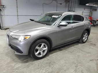 2018 Alfa Romeo Stelvio ZASFAKAN7J7C01195