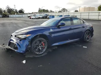 2017 Alfa Romeo Giulia ZARFAEAV6H7535373