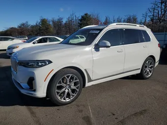 2020 BMW X7 5UXCW2C08L9C31622