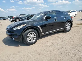 2016 Infiniti QX70 JN8CS1MU0GM671024