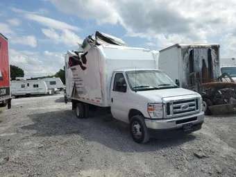 2024 Ford Econoline 1FDXE4FN0RDD45251
