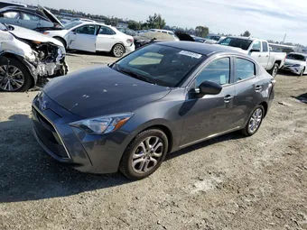 2018 Toyota Yaris 3MYDLBYV6JY308092