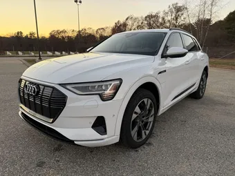 2021 Audi e-tron WA1AAAGE8M8010286