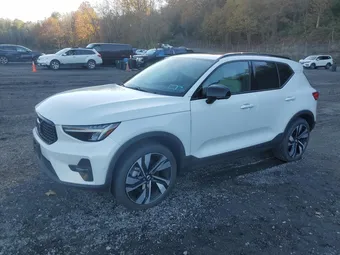 2024 Volvo XC40 YV4L12UL3R2362705