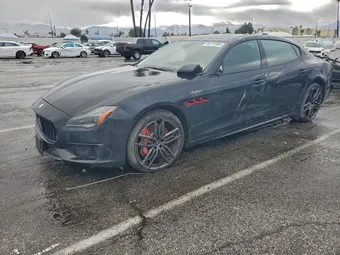 2022 Maserati Quattroporte ZAM56ZPT2NX398976