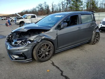 2019 Volkswagen Golf R WVWVA7AU1KW170896