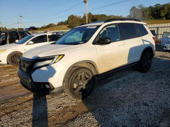 2019 Honda Passport 5FNYF8H07KB027513