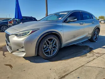 2017 Infiniti QX30 SJKCH5CP3HA017292