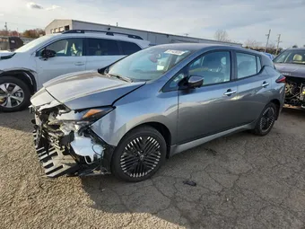 2023 Nissan Leaf 1N4CZ1CV4PC553118