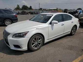 2013 Lexus LS460 JTHBL5EF1D5122111