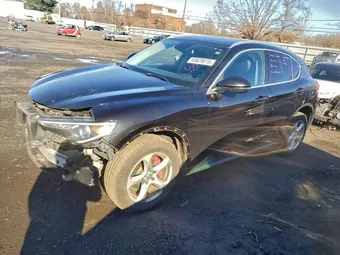 2018 Alfa Romeo Stelvio ZASFAKAN9J7B79099