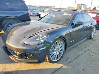 2017 Porsche Panamera WP0AA2A72HL100409