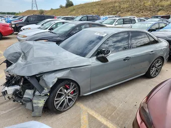 2022 Audi S4 WAUC4AF43NA033266