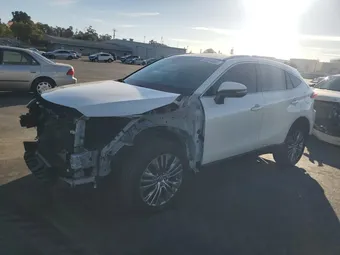 2021 Toyota Venza JTEAAAAH8MJ013716