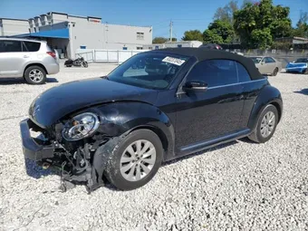 2017 Volkswagen Beetle 3VW517ATXHM813713