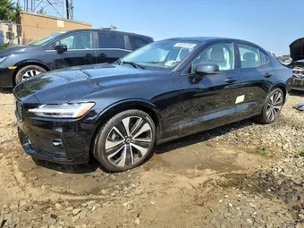 2022 Volvo S60 7JRL12TZ6NG153921