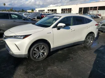2021 Toyota Venza JTEAAAAH1MJ027652