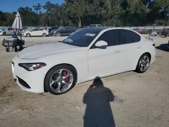 2021 Alfa Romeo Giulia ZARFAMBN2M7641385