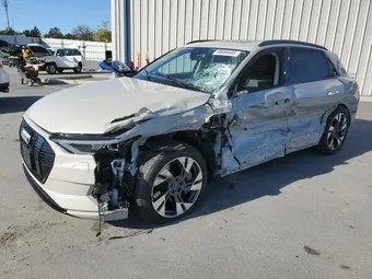 2022 Audi e-tron WA1AAAGE6NB012037