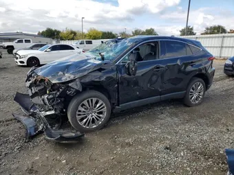 2022 Toyota Venza JTEAAAAH8NJ099515