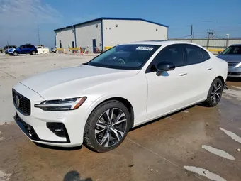 2024 Volvo S60 7JRL12TL0RG309498
