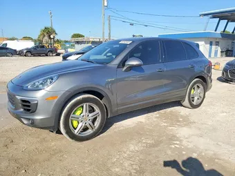 2016 Porsche Cayenne Hybrid WP1AE2A21GLA18306