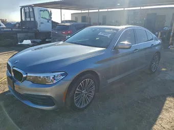 2019 BMW 5 Series WBAJA7C55KWW49596