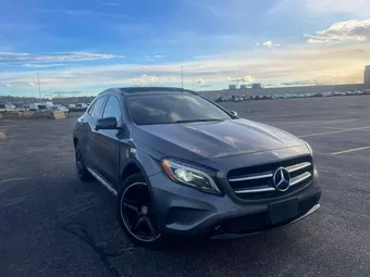 2017 Mercedes-Benz GLA-Class WDCTG4GB7HJ296321