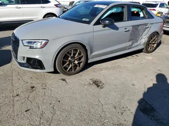 2018 Audi RS3 WUABWGFF6J1903487