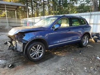 2016 Volkswagen Touareg WVGEP9BP2GD006087