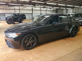 2018 Alfa Romeo Giulia ZARFAECN5J7598807