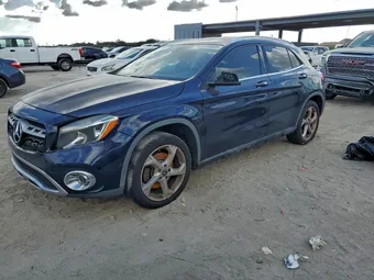 2018 Mercedes-Benz GLA-Class WDCTG4EB7JJ399778