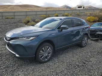 2021 Toyota Venza JTEAAAAH4MJ027032