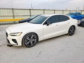 2019 Volvo S60 7JRA22TM9KG011843