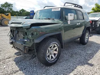 2014 Toyota FJ Cruiser JTEBU4BF4EK181388