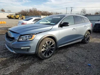 2017 Volvo V60 YV440MWM2H1031708