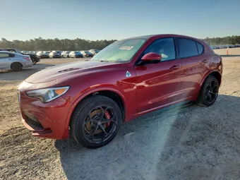 2018 Alfa Romeo Stelvio ZASFAKEVXJ7C14887