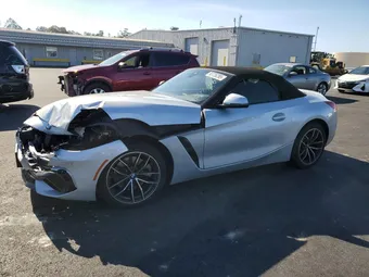 2022 BMW Z4 WBAHF3C04NWX41428
