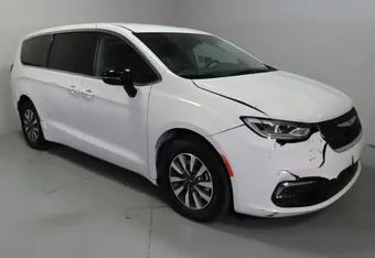 2024 Chrysler Pacifica Hybrid 2C4RC1S77RR160670